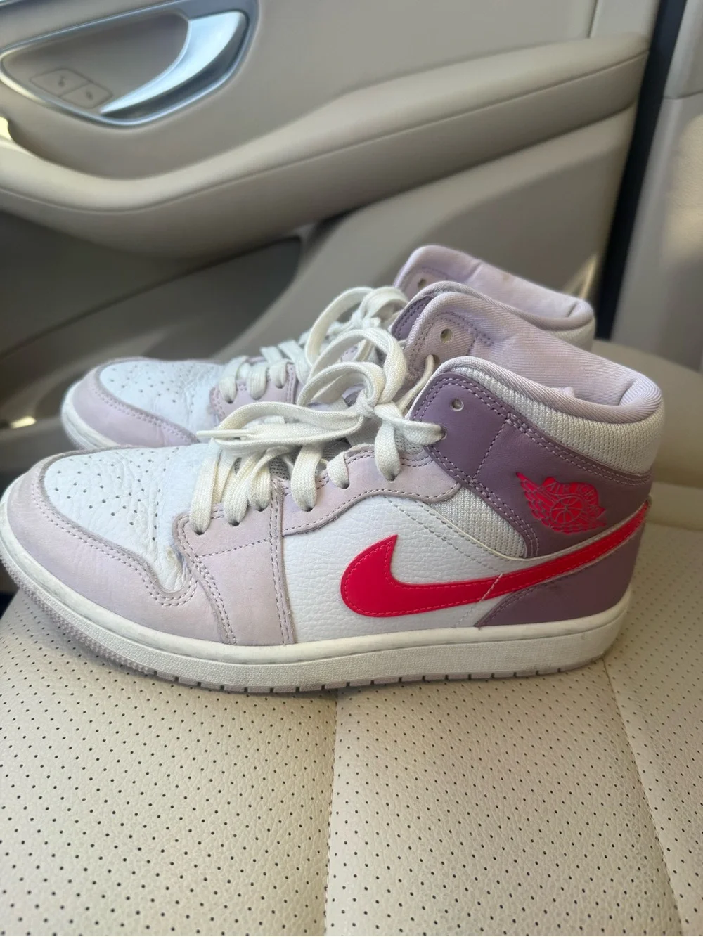 Women’s Jordan Mid-Top Sneakers in White, Lavender & Bright Pink size 9
